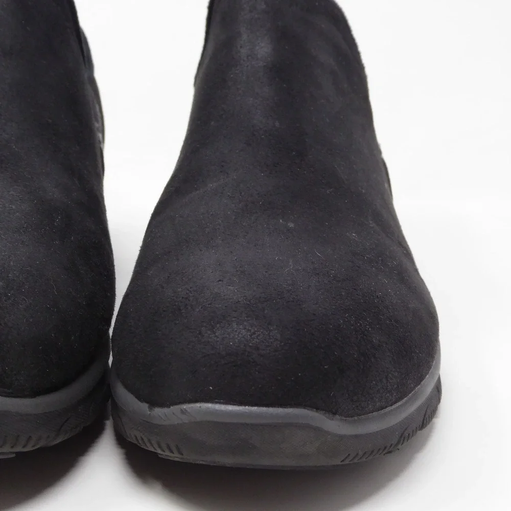 Skechers Womens Easy Going Modern Hour Slip-Ins  Black Faux Fur Lined Boots 11
